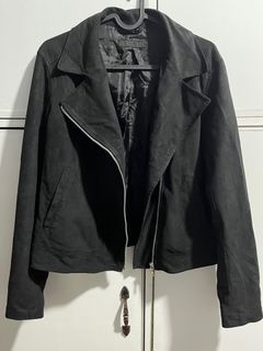 (Category: ) located in . Submitted by niks_preloved (Listing ID 1369635711, Image 1). Description: .