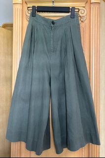 (Category: ) located in . Submitted by shopwithmieee (Listing ID 1369502857, Image 1). Description: .