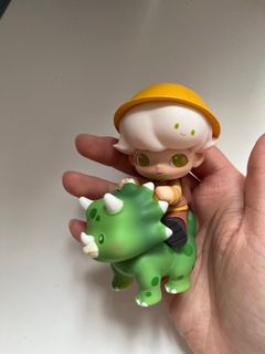 （分類：）位於 。 由 ahhh__ 提交（商品編號 1369766057，圖片 1）。簡介： 。
