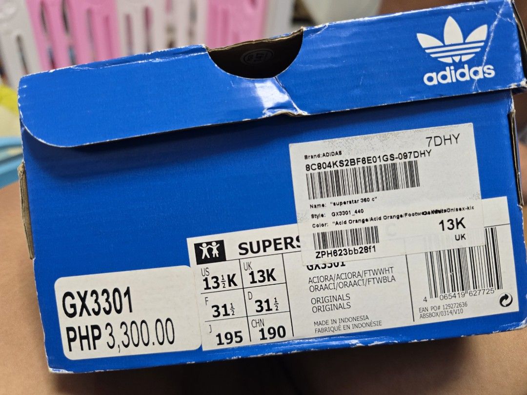 Adidas shoes for kids (Category: Babies & Kids Fashion) located in Valenzuela. Submitted by cessa009 (Listing ID 1369764272, Image 3). Description: Adidas shoes for kids.
