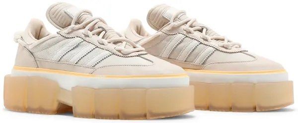 Adidas x Ivy Park Rodeo (Category: Sneakers) located in Manila. Submitted by russeltlsts (Listing ID 1369721235, Image 2). Description: Adidas x Ivy Park Super Sleek Rodeo Halo Ivory US Women Size 5.5 Delivery fee shouldered by the buyer.