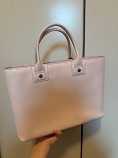 （分類：）位於 。 由 mabelhyc 提交（商品編號 1369762931，圖片 1）。簡介： 。
