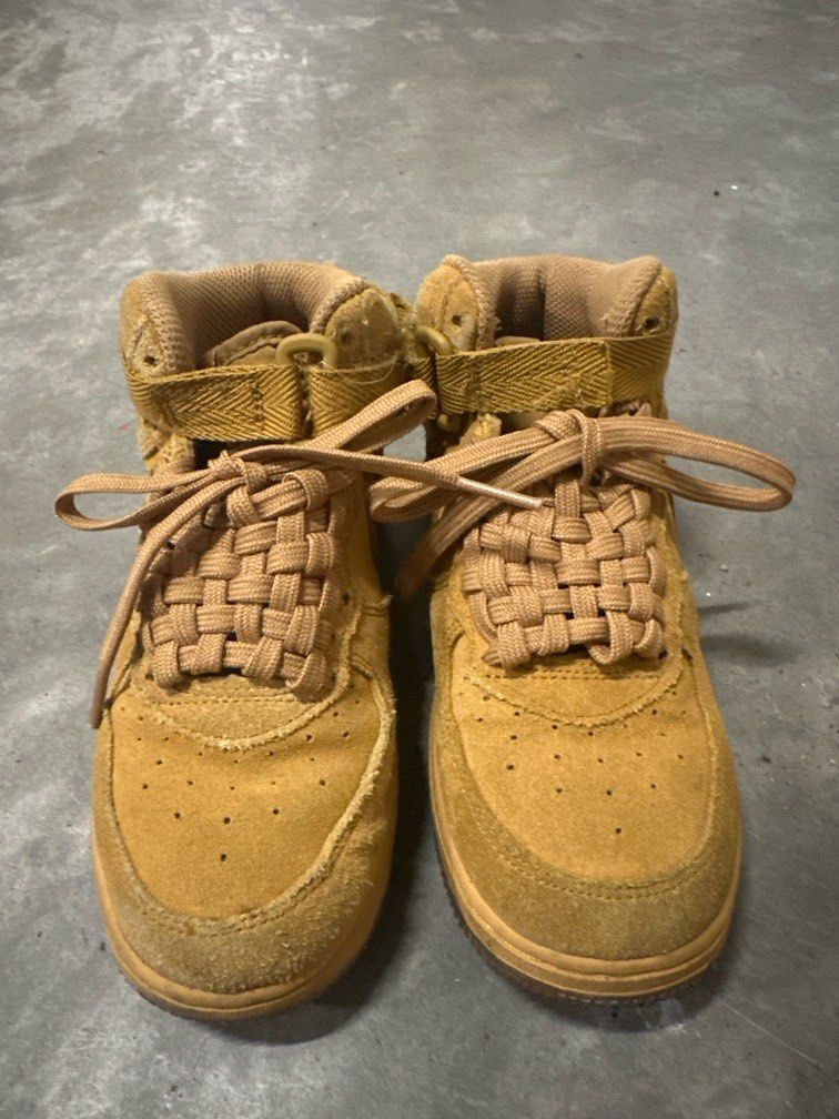 Air Force (Category: Babies & Kids Fashion) located in Singapore. Submitted by wsyey (Listing ID 1369815521, Image 2). Description: EU32 .