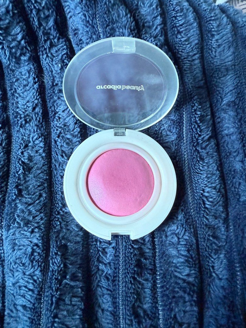 Arcadia Beauty Daily Blusher (Eden) (Category: Makeup) located in Manila. Submitted by pjdvd (Listing ID 1369722078, Image 2). Description: Used twice only..
