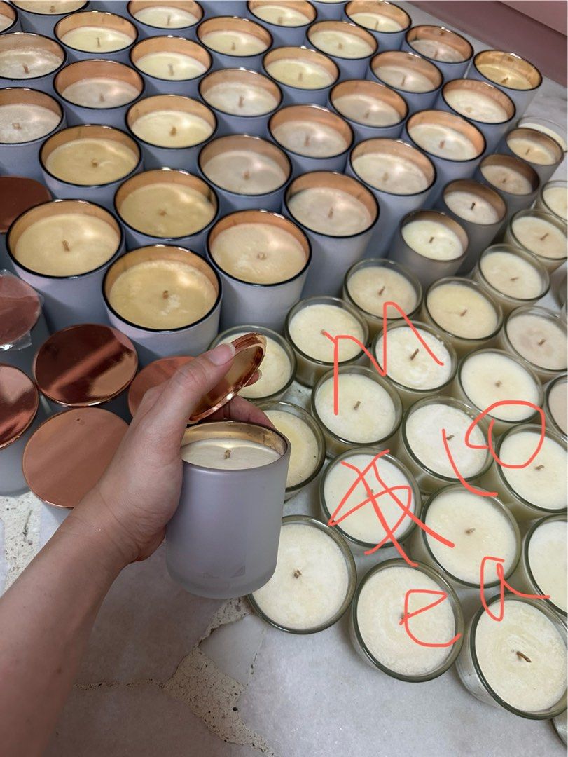 Assorted scented candles65074874918274113
