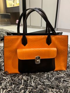 (Kategori: ) berada di . Dikirim oleh shopgram (ID iklan 1369737340, Gambar 1). Deskripsi: .