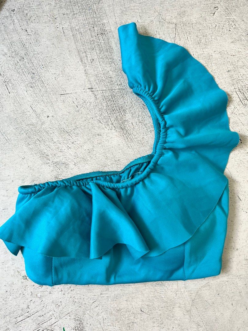 Bikini and swimsuits (Category: Bikinis & Swimsuits) located in Bulacan. Submitted by handlewithcaution (Listing ID 1369718293, Image 3). Description: All preloved swimwear. Yung 2 pc black brand new. Bawal sa maselan. Pm for interested.