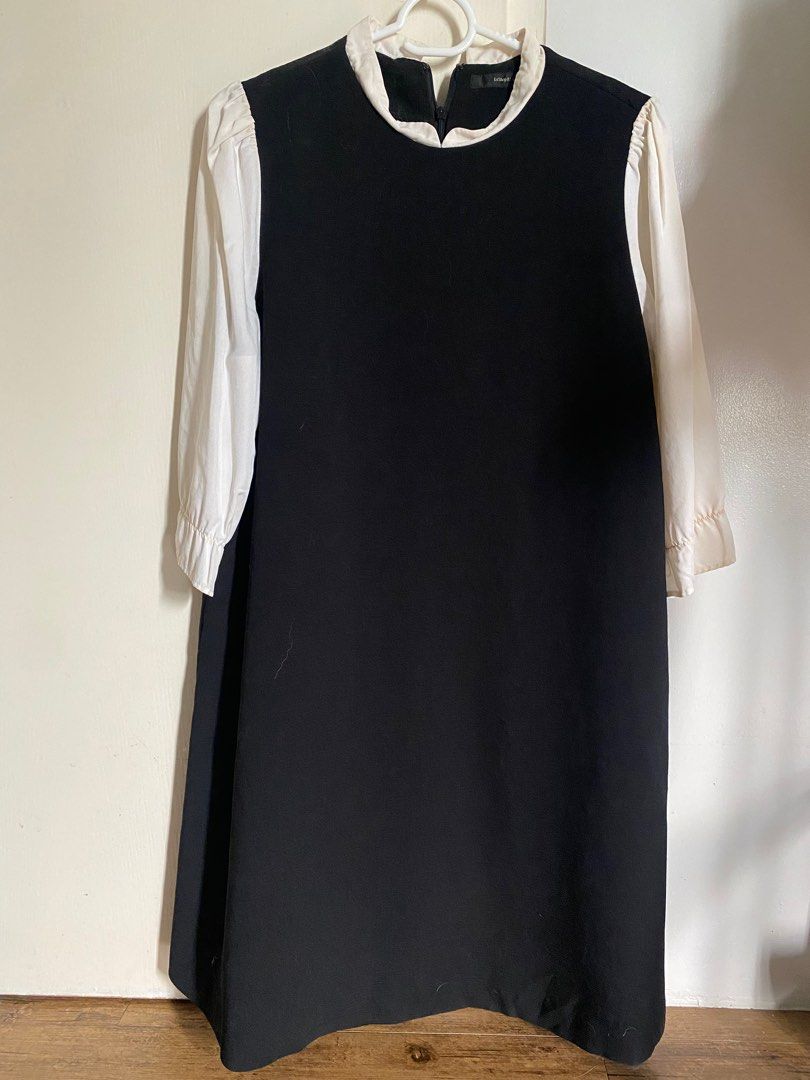 Black Dress (Category: Dresses) located in Dasmarinas. Submitted by mspigrabbit (Listing ID 1369741000, Image 1). Description: Semi Formal Black Dress Pwede for events or office attire. .