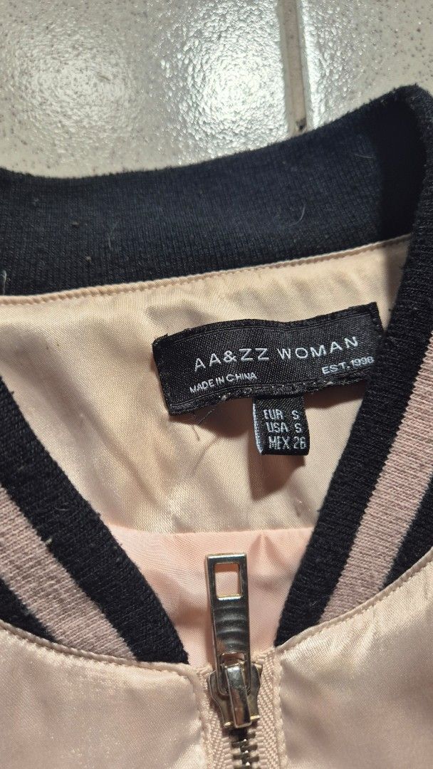 Blush pink & black bomber jacket with embroidered tiger (Category: Coats, Jackets and Outerwear) located in Las Pinas. Submitted by gui_closet (Listing ID 1369777160, Image 2). Description: .