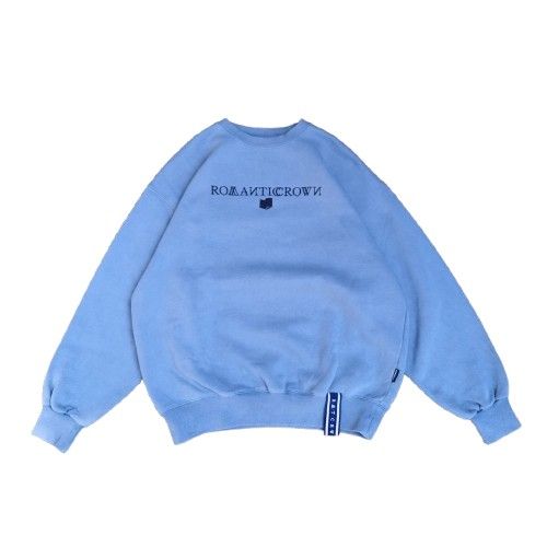 Crewneck Romantic Crown, Fesyen Wanita, Pakaian Wanita, Baju