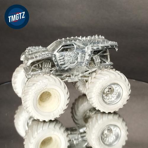 diecast hotwheels monster jam trucks maxd silver collection max-d ...