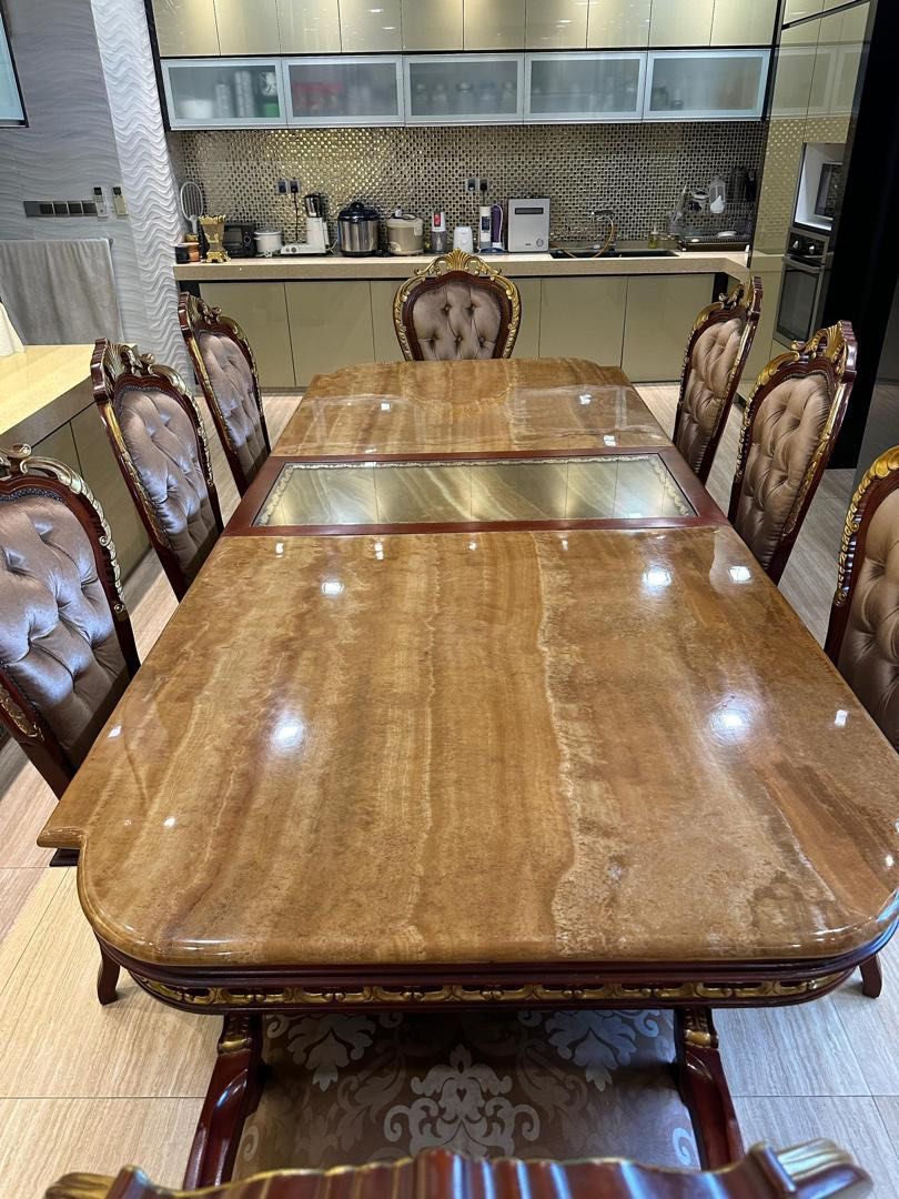 Dining Table Set (Category: Tables & Sets) located in Bukit Beruang. Submitted by 12oof (Listing ID 1369758672, Image 3). Description: Bought since 2016 Rarely used Condition tip top Dm if interested .