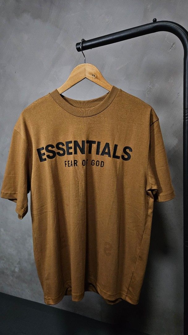 Essentials fear of god tshirt (Category: Tshirts & Polo Shirts ) located in Alfonso. Submitted by jbcamet (Listing ID 1369695094, Image 1). Description: for sale essentials fear of god tshirt size L excellent condition.