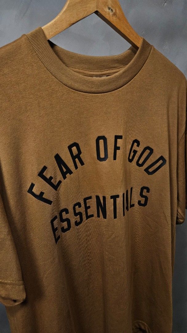 Essentials fear of god tshirt (Category: Tshirts & Polo Shirts ) located in Alfonso. Submitted by jbcamet (Listing ID 1369705222, Image 2). Description: for sale essentials fear of god tshirt size Xl excellent condition.