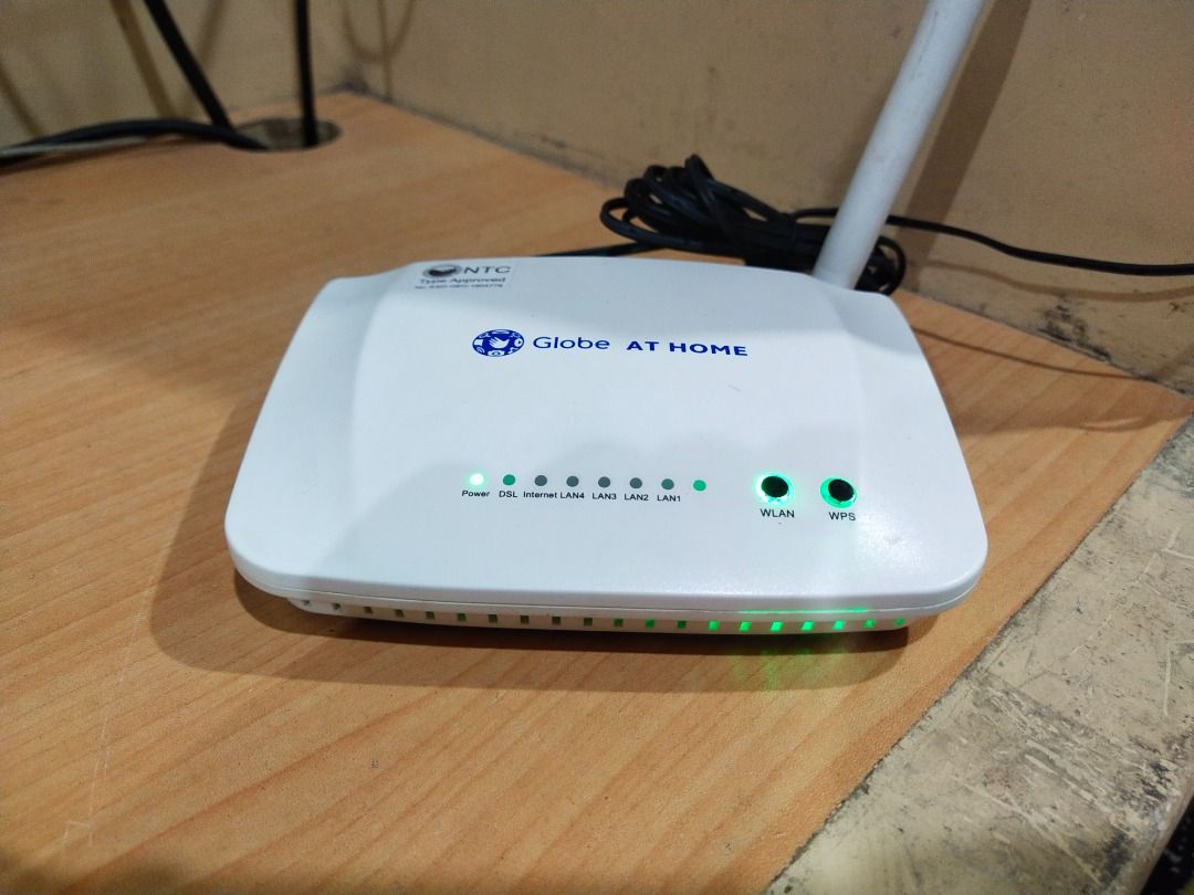 Globe Broadband DSL Wireless Modem GAN4PT Model (Category: Networking) located in Paranaque City. Submitted by lyjames (Listing ID 1369816059, Image 1). Description: Note: Please read first before inquiring Hindi na ako magrereply kung nandito na ang sagot sa details ng ad. Globe Broadband DSL Wireless Modem GAN4PT Model Nagswitch na sa Fiber kaya hindi na nagagamit Note: Hindi ito pwede lagyan ng sim card magagamit nyo lang ito kung may line kay