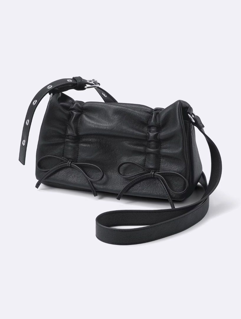 GU Ribbon Bag Coquette Style (Category: Cross-body Bags) located in Taguig. Submitted by kterinkay (Listing ID 1369727168, Image 1). Description: GU Japan Pasabuy Pre-order 🌻 Confirm by June 9, 2025 Available in PH by June 16, 2025 Item price + sf .