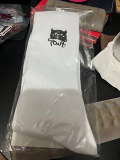 （分類：）位於 。 由 hakkxecty673 提交（商品編號 1369862122，圖片 1）。簡介： 。