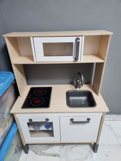 (Category: ) located in . Submitted by wendy_loh (Listing ID 1369756864, Image 1). Description: .