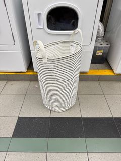 (Category: ) located in . Submitted by cathtin (Listing ID 1369830490, Image 1). Description: .
