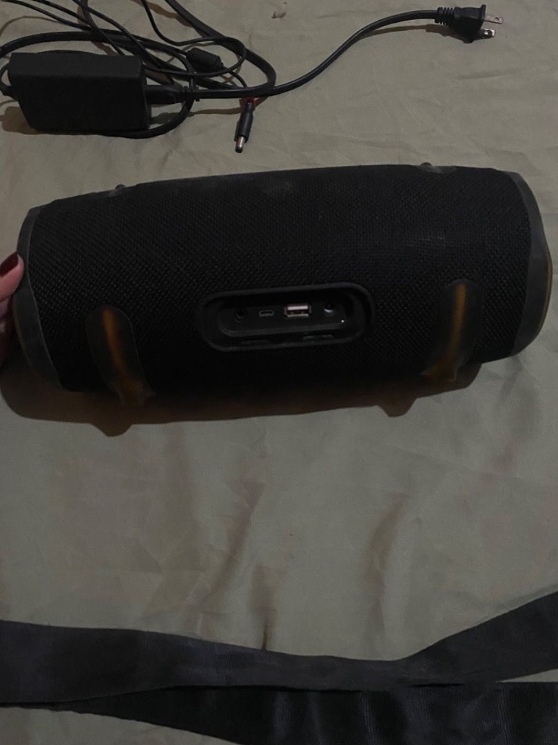 JBL Xtreme 2 (with case and charger) (Category: Soundbars, Speakers & Amplifiers) located in Angeles City. Submitted by jampebbles (Listing ID 1369720569, Image 2). Description: No defect. Original, from US..