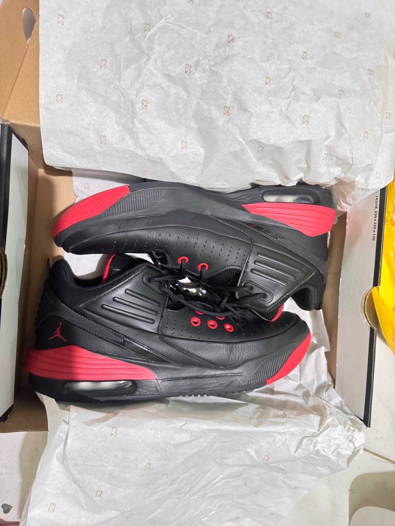 Jordan max aura 5 (Category: Sneakers) located in Rizal. Submitted by marcaaron07 (Listing ID 1369829045, Image 1). Description: Forsale original jordan max aura 2x lang nagamig Rfs: maliit sa anak ko Nabili namin from jordan manila Original money back if proven fake Nabili namin january 2025 Uk 8 Complete with box .