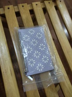 （分類：）位於 。 由 mailtovic801 提交（商品編號 1369788517，圖片 1）。簡介： 。