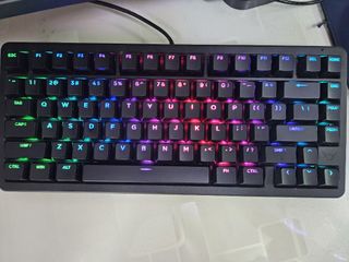 （分類：）位於 。 由 24680frank57130 提交（商品編號 1369785561，圖片 1）。簡介： 。