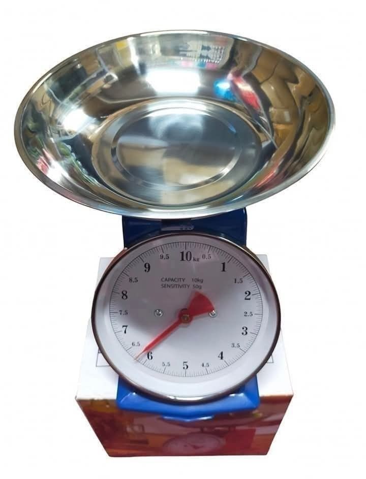 KITCHEN SCALE (Category: Health Monitors & Weighing Scales) located in Manila. Submitted by feyruiz (Listing ID 1369774380, Image 2). Description: KITCHEN SCALE 🧚🏻‍♀️ ONLY: 500 10KG..