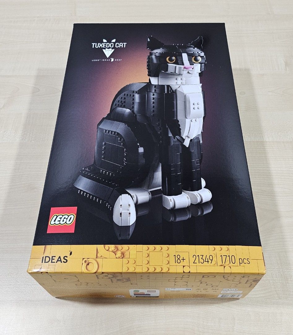 Lego Ideas 21349 Tuxedo Cat, Hobbies & Toys, Toys & Games on Carousell