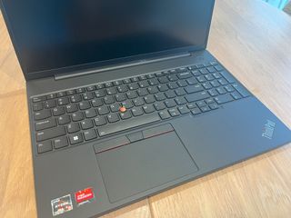 （分類：）位於 。 由 kkcleung2103 提交（商品編號 1369808848，圖片 1）。簡介： 。