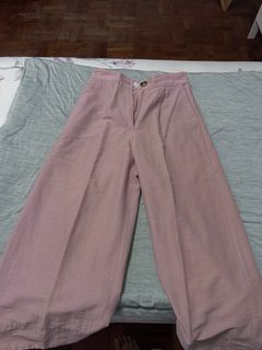 (Category: ) located in . Submitted by outfits (Listing ID 1369815869, Image 1). Description: .