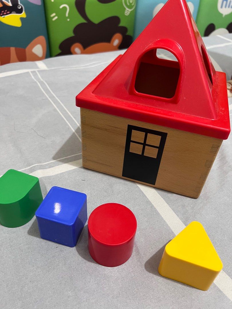 Montessori shape sorter (Category: Infant Playtime) located in Manila. Submitted by hellot_preloved (Listing ID 1369805346, Image 1). Description: Maganda at makinis pa po LP na po please Sold as is pero ung shapes per piece ay complete Rfs outgrown.