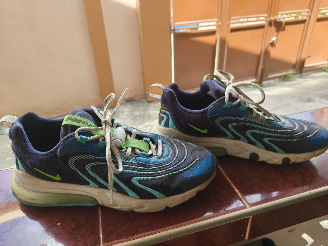 Nike Air Max 270 React (Category: Sneakers) located in Santa Rosa. Submitted by authenticsforless (Listing ID 1369730265, Image 3). Description: ✅ authentic Nike React ✅ sized US 10 men ✅ original price more than 10k ✅ just needs cleaning, naalikabok lang sa storage ✅ minor flaw sa tali, may onting tastas, nasa picture na, pede naman bumili ng tali.