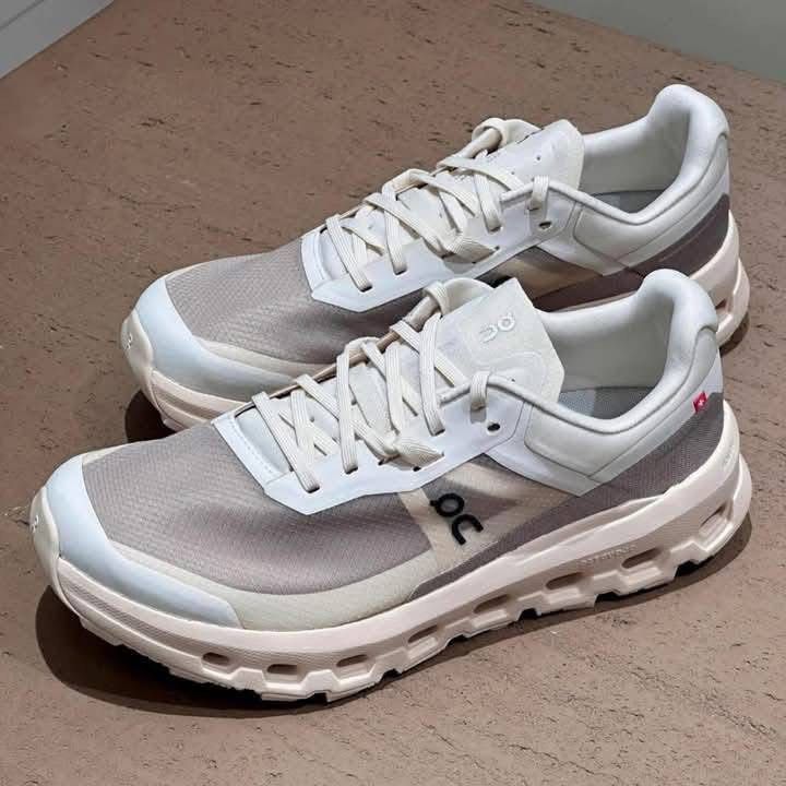 On Running Cloudvista 2 Cream Desert/ All Black (Category: Sneakers) located in Manila. Submitted by solefindsphilippines (Listing ID 1369845594, Image 2). Description: On Running Cloudvista 2 Cream Desert/ All Black Available Sizes: 7/ 7.5/ 8/ 8.5/ 9/ 9.5/ 10/ 10.5/ 11/ 11.5/ 12 Men’s 5/ 5.5/ 6/ 6.5/ 7/ 7.5/ 8/ 8.5/ 9/ 9.5/ 10 Women’s Price: 8,499 only Brand new All of our items are 100% Authentic/ Legit/ Original How to Order? Message us now!📩