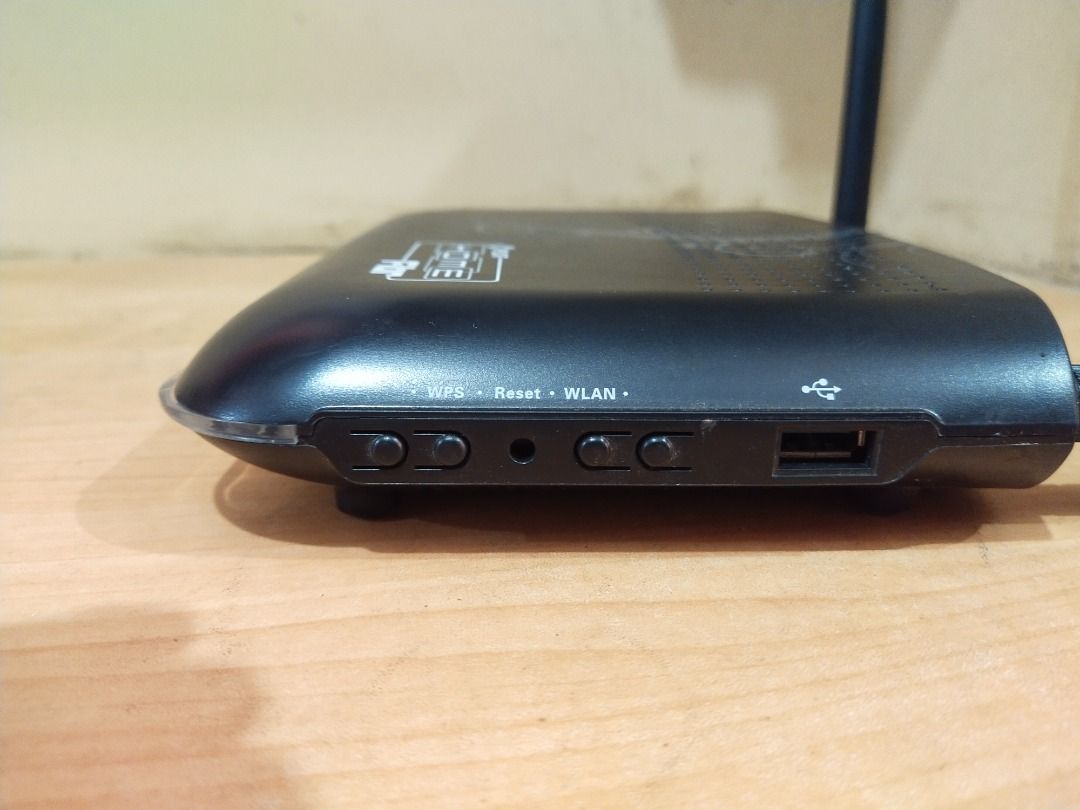Original First Gen PLDT Fibr Modem GPON ONU model AN5506, Computers ...