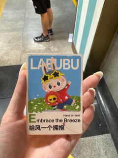 （分類：）位於 。 由 preloved_owned 提交（商品編號 1369761500，圖片 1）。簡介： 。