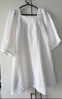 (Category: ) located in . Submitted by oursharedcloset (Listing ID 1369731566, Image 1). Description: .