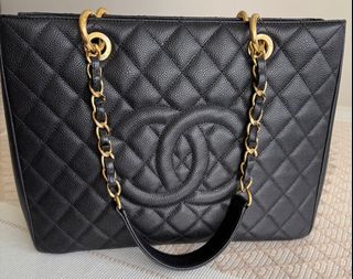 (Category: ) located in . Submitted by authentic_glam (Listing ID 1369689355, Image 1). Description: .