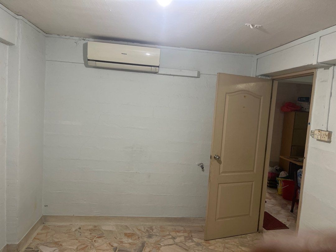 (Category: ) located in . Submitted by gopim87 (Listing ID 1369690912, Image 1). Description: .