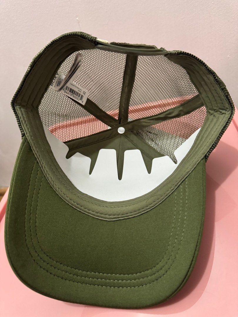 Roxy Cap (Category: Caps & Hats) located in Bacoor. Submitted by reesedrich (Listing ID 1369764337, Image 3). Description: Roxy Cap Green Brand new Original Size: OSFM 1 item left Price: 1,000php Gcash or BPI Add shipping fee #CAprelovedcloset #Prelovedandbrandnewitems #roxyphilippines #roxyph #roxycap.