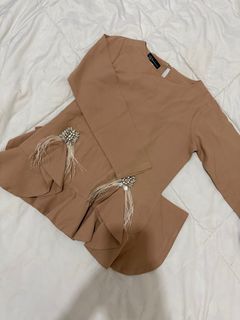 (Category: ) located in . Submitted by annaashaari (Listing ID 1369778377, Image 1). Description: .