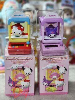 Sanrio Characters Wobble Doll Machine Series  (Hello Kitty & Kuromi)