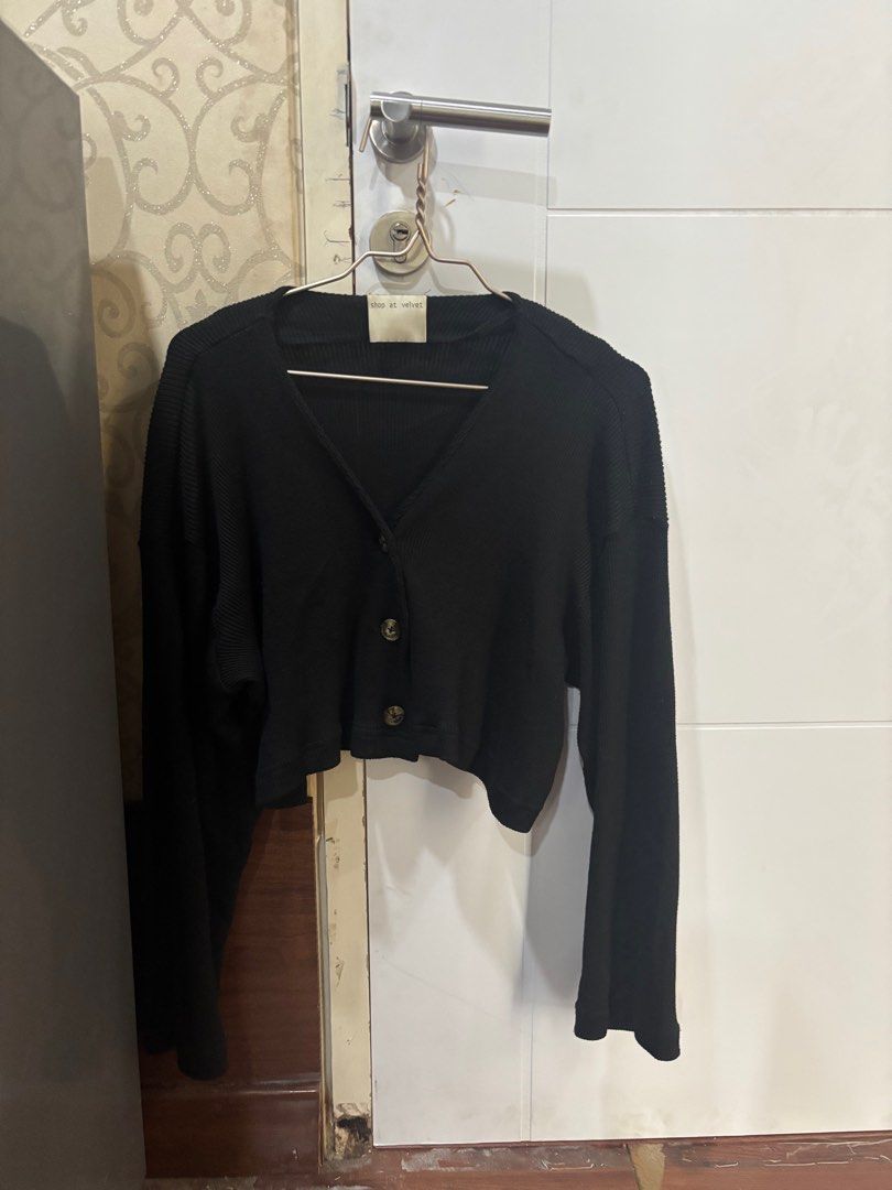 Shop at Velvet Black Cardigan Hitam Knit Rajut Crop Cropped - Main Image