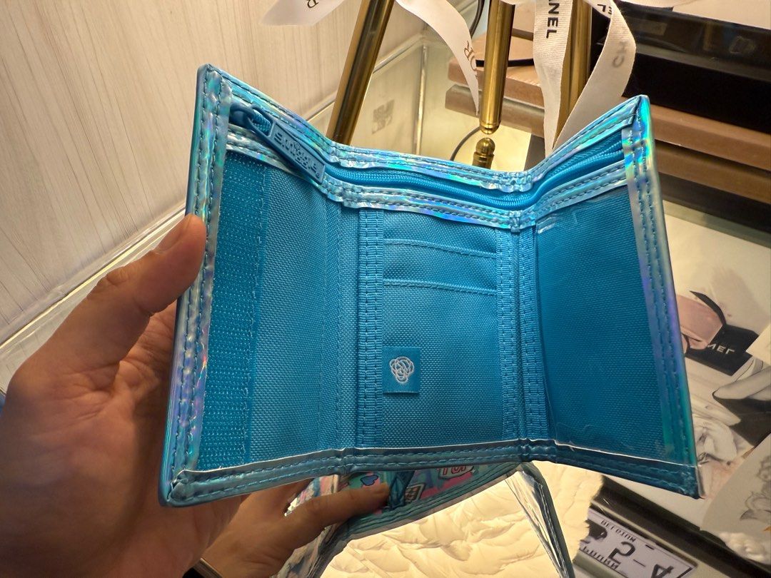 Smiggle blue wallet (Category: Purses & Pouches) located in Antipolo. Submitted by minimalist.chic (Listing ID 1369844788, Image 2). Description: Preloved, used for a while Good as new.