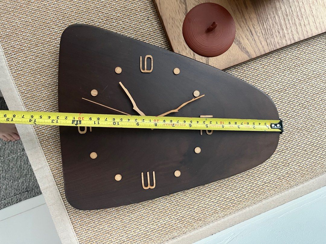 Solid wood clock (Category: Clocks) located in Singapore. Submitted by qiiiiig (Listing ID 1368399451, Image 3). Description: Actually just opened for try, feel not really match my decor😅.