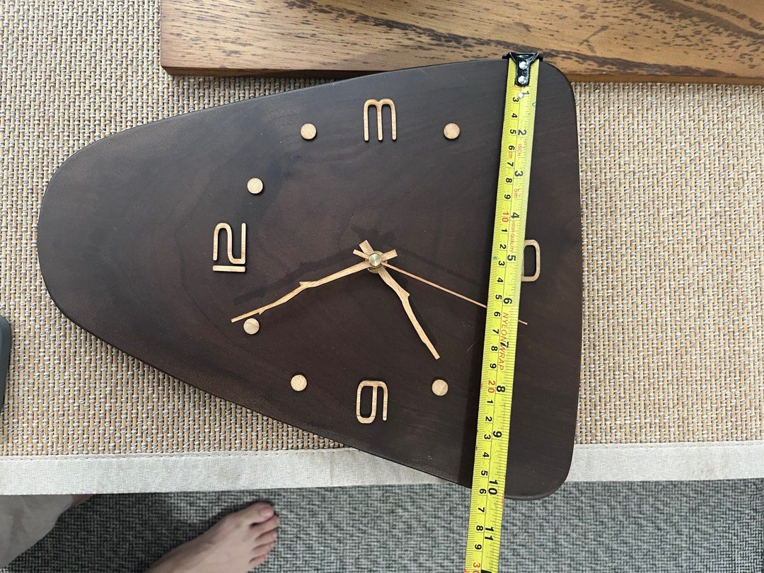 Solid wood clock (Category: Clocks) located in Singapore. Submitted by qiiiiig (Listing ID 1368399451, Image 2). Description: Actually just opened for try, feel not really match my decor😅.