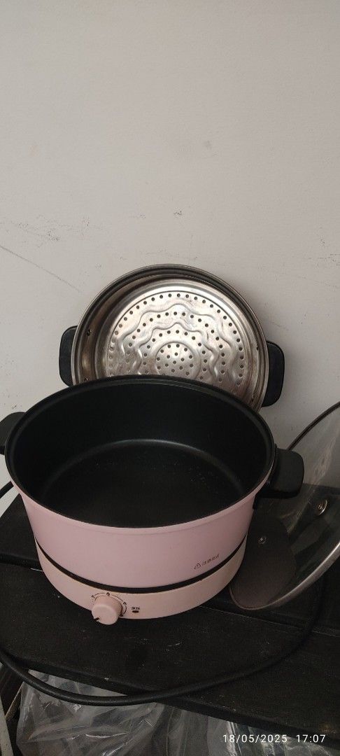 Steamer (Category: Other Kitchen Appliances) located in Cyberjaya. Submitted by clevercat.960d79 (Listing ID 1369701166, Image 3). Description: RM29 location Cyberjaya.