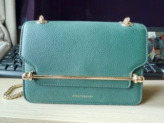 （分類：）位於 。 由 sandylysss 提交（商品編號 1369771472，圖片 1）。簡介： 。