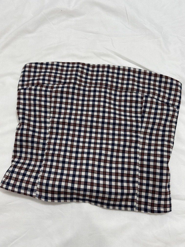 Tayo Studio Rachel Tube Top - Gingham (Category: Others Tops) located in Quezon City. Submitted by heymax (Listing ID 1369789313, Image 1). Description: Tayo Studio Rachel Tube Top Gingham Fits XS - S (Tayo Studio Size 1) Used only a few times RFS: Decluterring Mode of Payment: Gcash/BPI Pick-up via Lalamove/Grab in Quezon City or Gogoexpress (to be shouldered by buyer) .