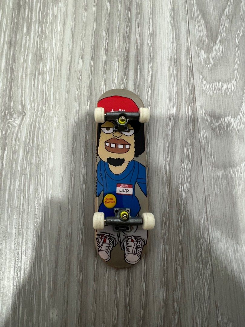 Tech Deck (Category: Kids Toys) located in Singapore. Submitted by 9head (Listing ID 1369861013, Image 1). Description: .